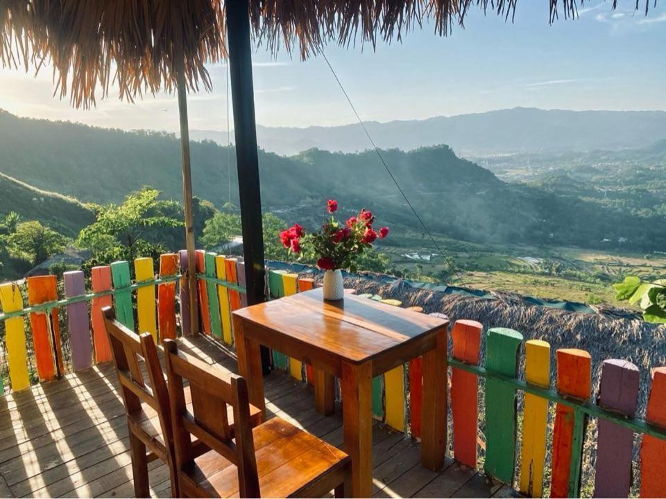 Ecolodge Ke Nenh Dien Bien Ban Him Lom Bagian luar foto